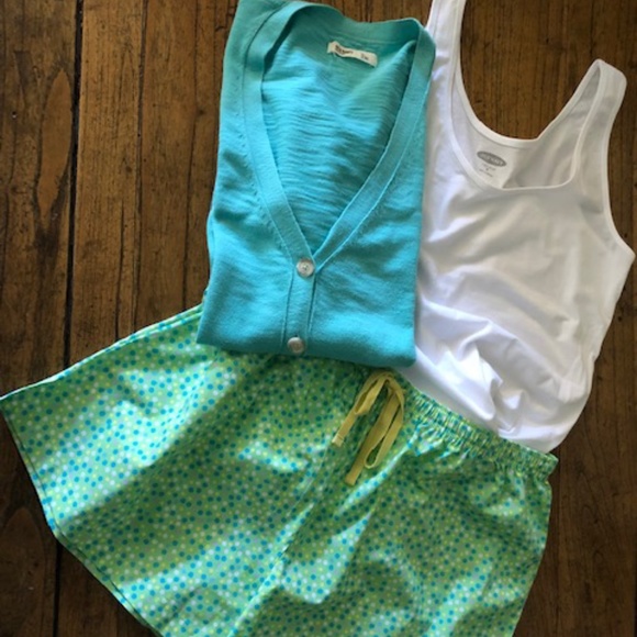 Women's Nine & Company Fun Print Shorts L - Picture 3 of 6